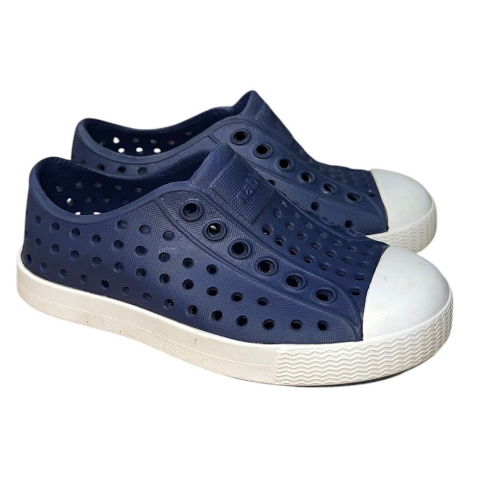 Native‎ Jefferson Kids C6 Navy Blue White Slip On Water Shoes EVA
